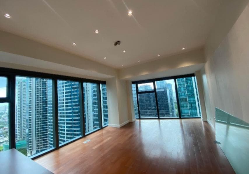 Brand New Unit in Grand Hyatt Manila Residences - photo 4