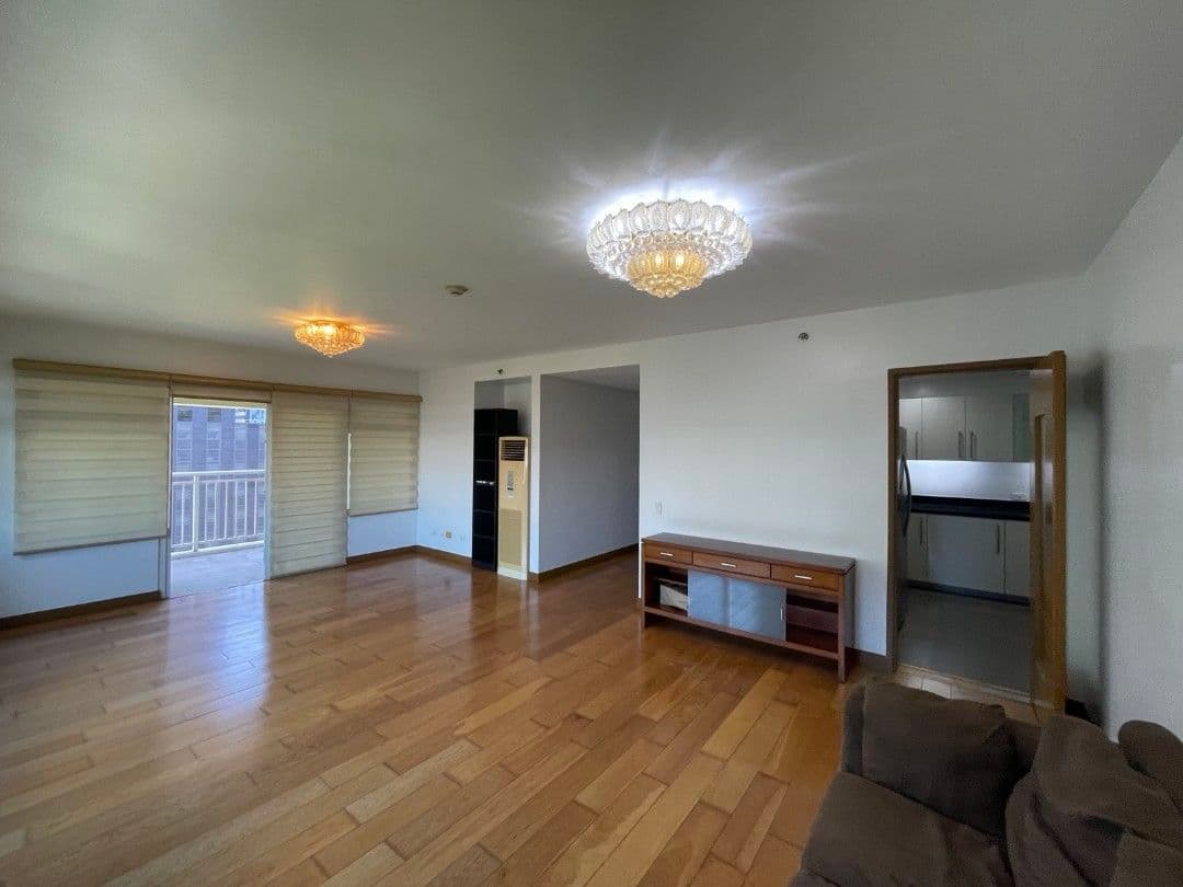 3 Bedroom Unit in One Serendra - photo 2