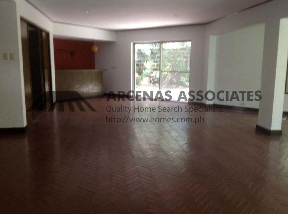 Corner 4 bedroom house for sale - photo 3