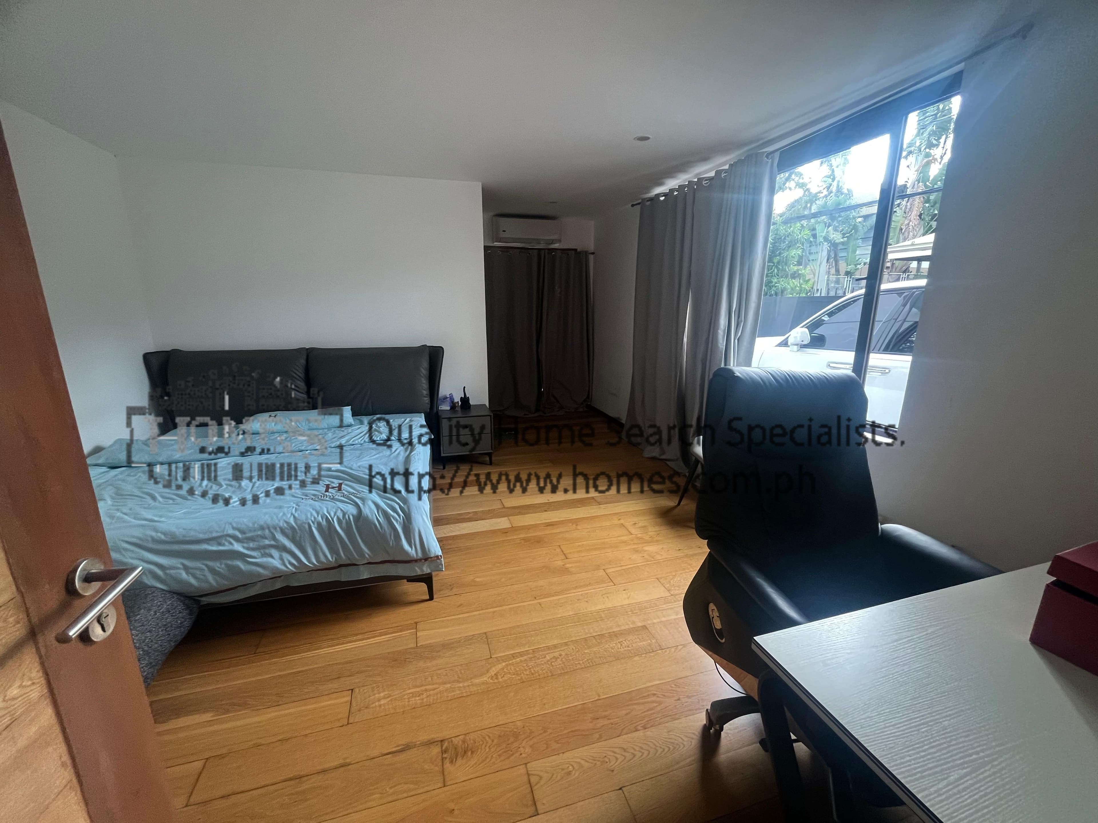 7 Bedroom House - photo 2
