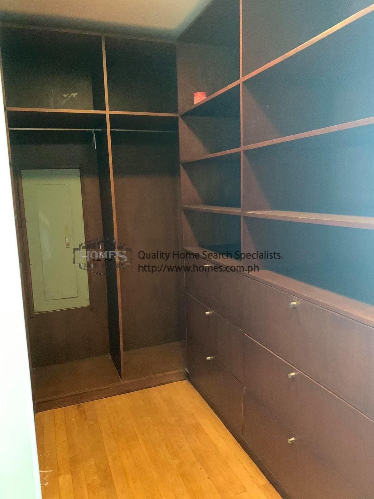 6 Bedroom House - photo 5