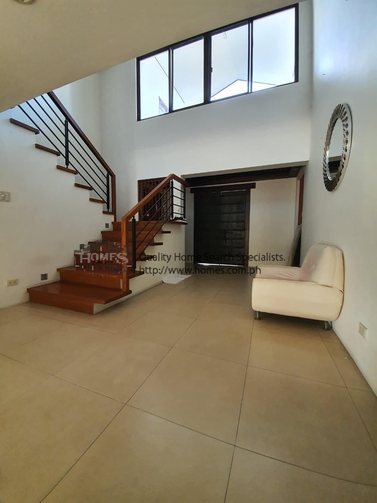 6 Bedroom House - photo 3