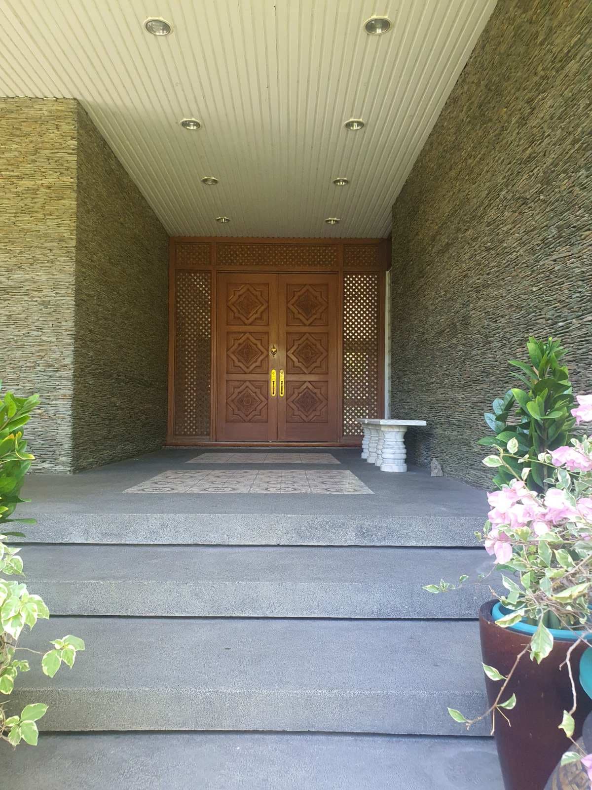 Spacious Split Type House - photo 4