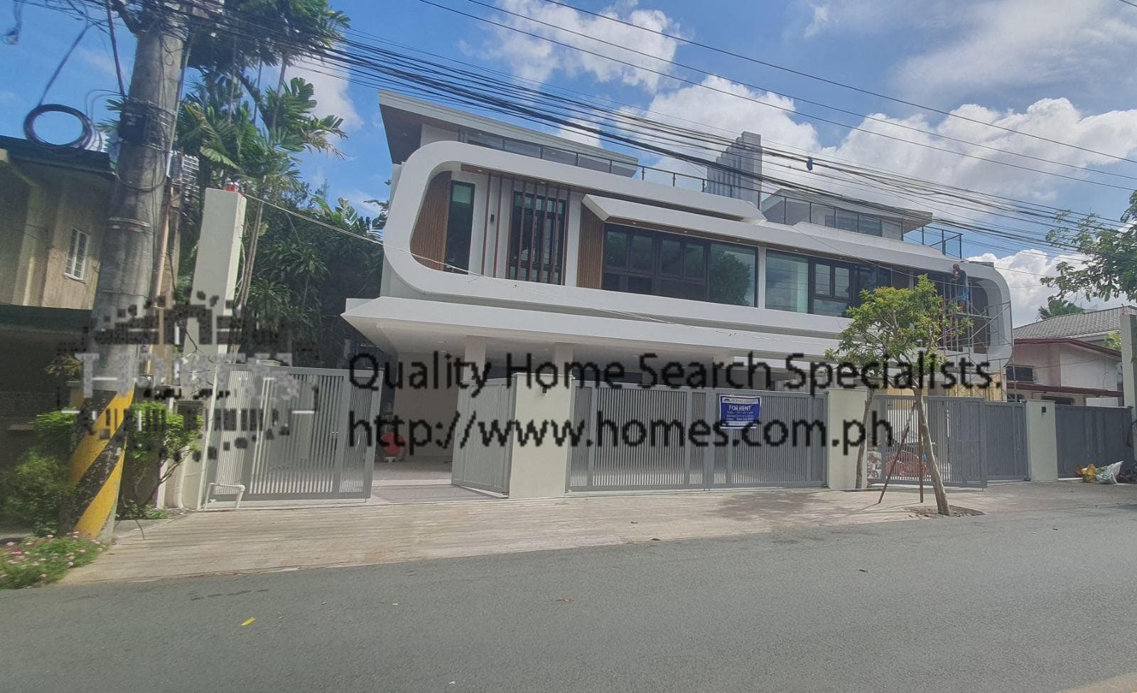 Brand New 3 Storey Duplex House for rent