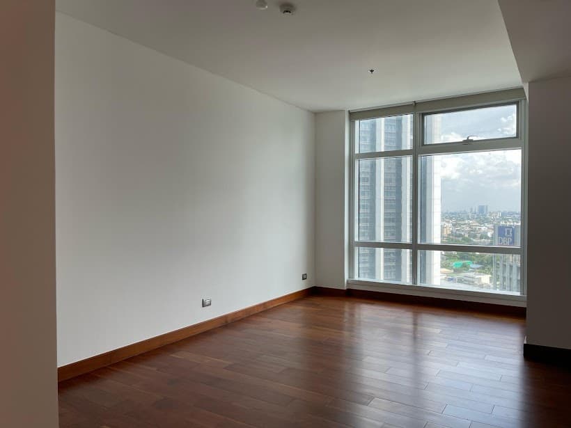 Fully Furnished 3 bedroom unit - photo 5