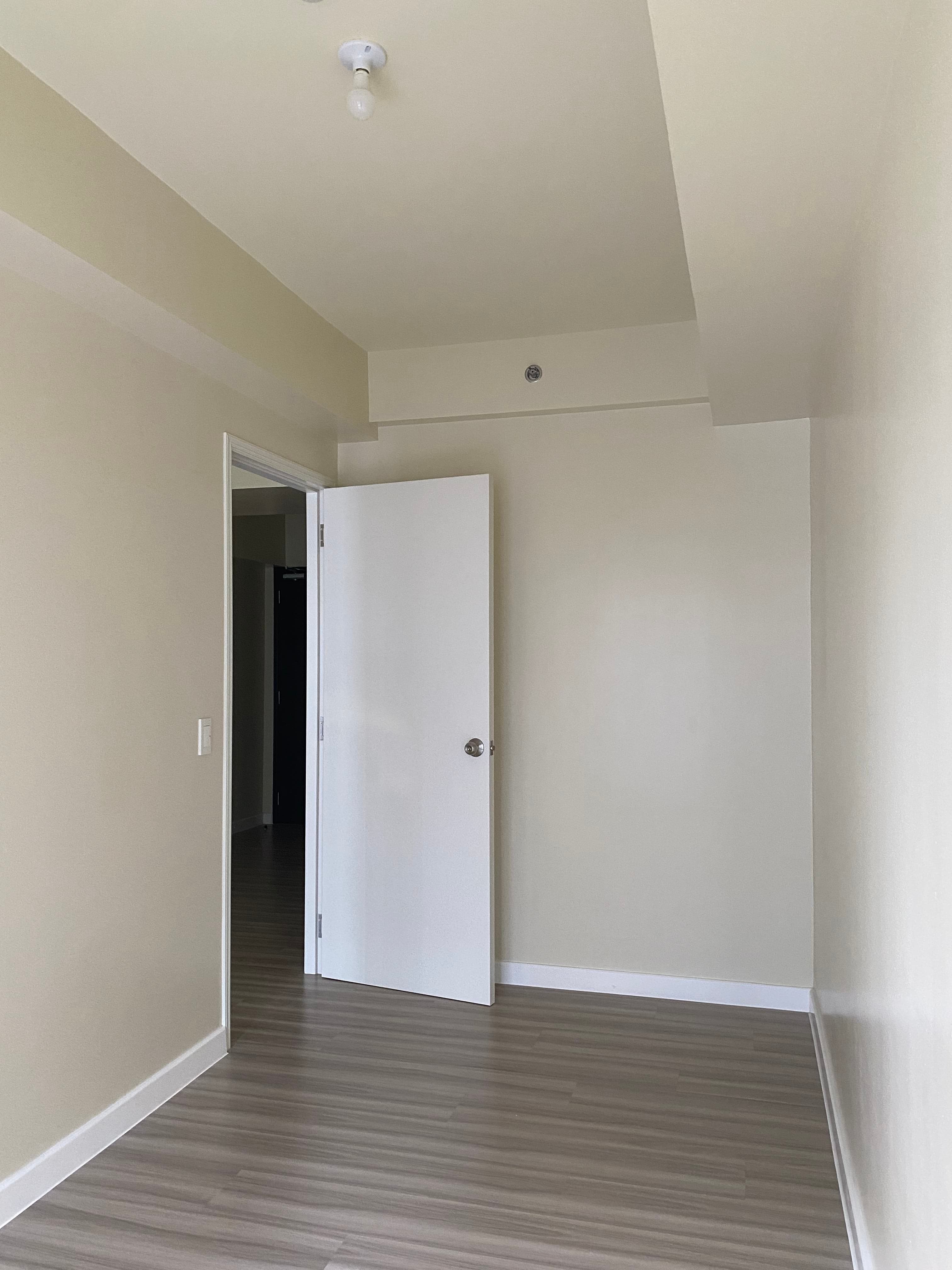 Brand New 1-Bedroom Condo with Balcony near EDSA – Avida Towers Verge, Mandaluyong - photo 5