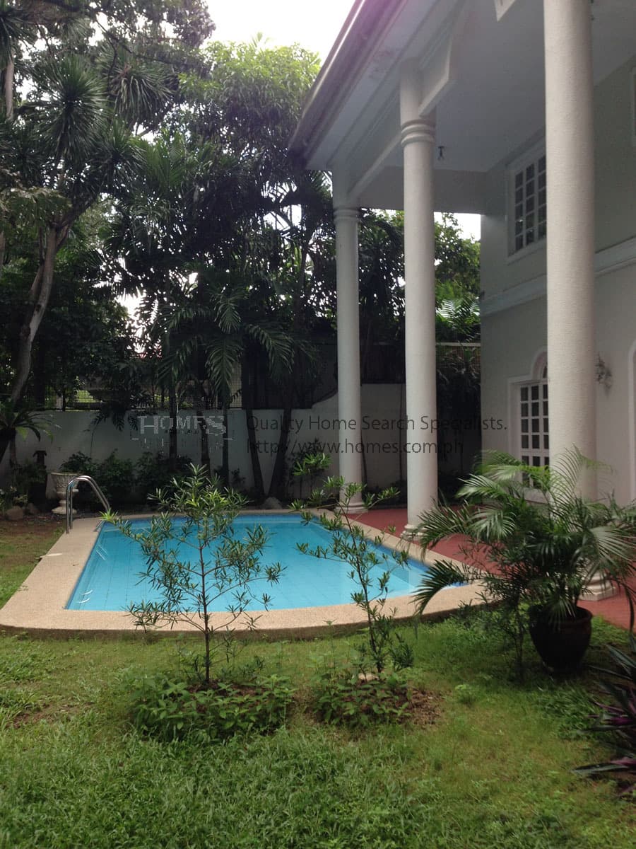 5 Bedroom House for Rent in Dasmarinas Village - photo 2