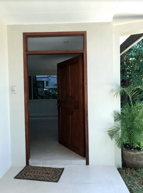 Brightly renovated 2 storey - photo 2