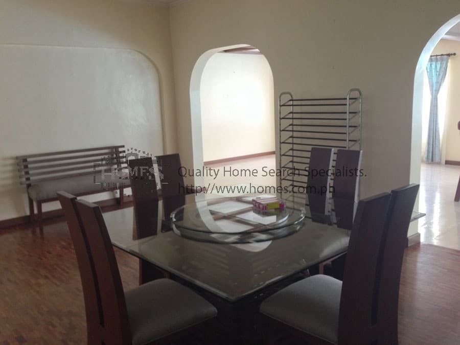 3 bedroom house + den for rent in Urdaneta Village - photo 5