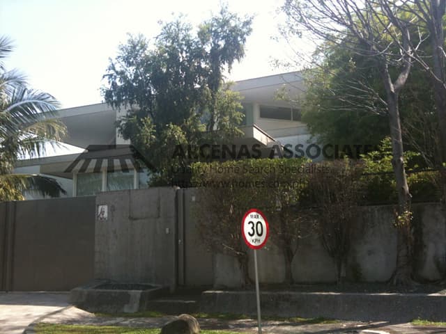 Modern five (5) Bedroom house - Dasmarinas Village, Makati - photo 1