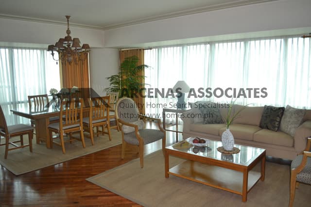 Upscale unit in Hidalgo Place - photo 3