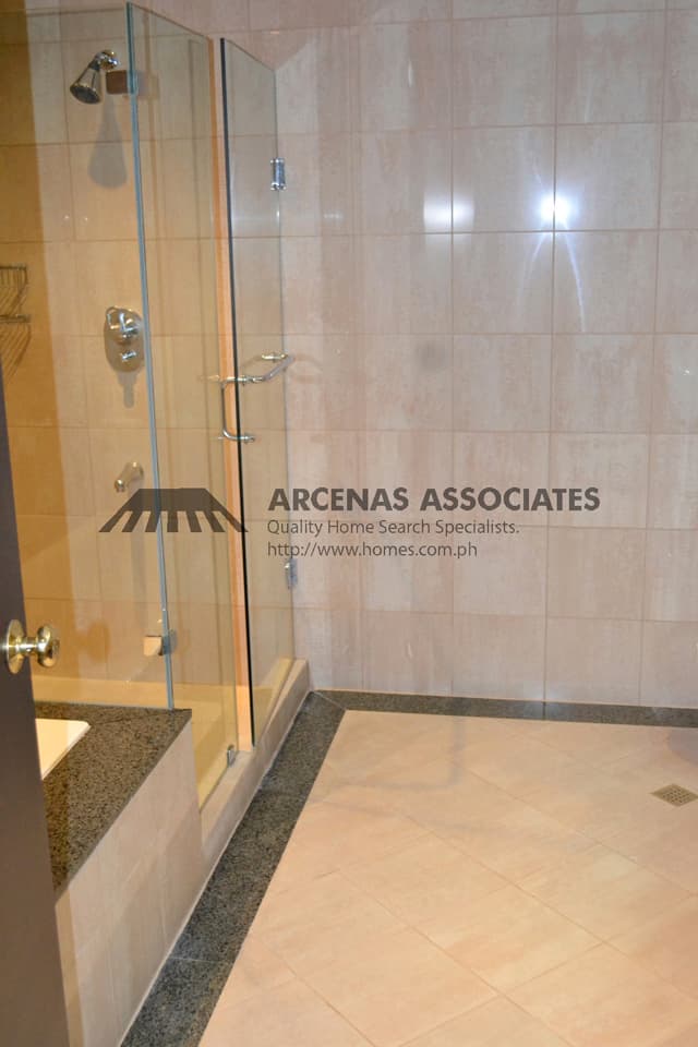 3 bedroom apartment in Tiffany Place - photo 5