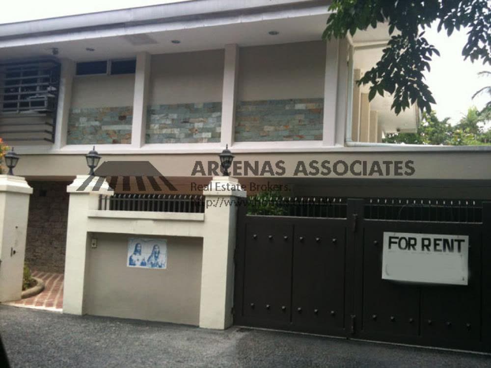 Representative 4 bedroom - Dasmarinas Village, Makati - photo 1