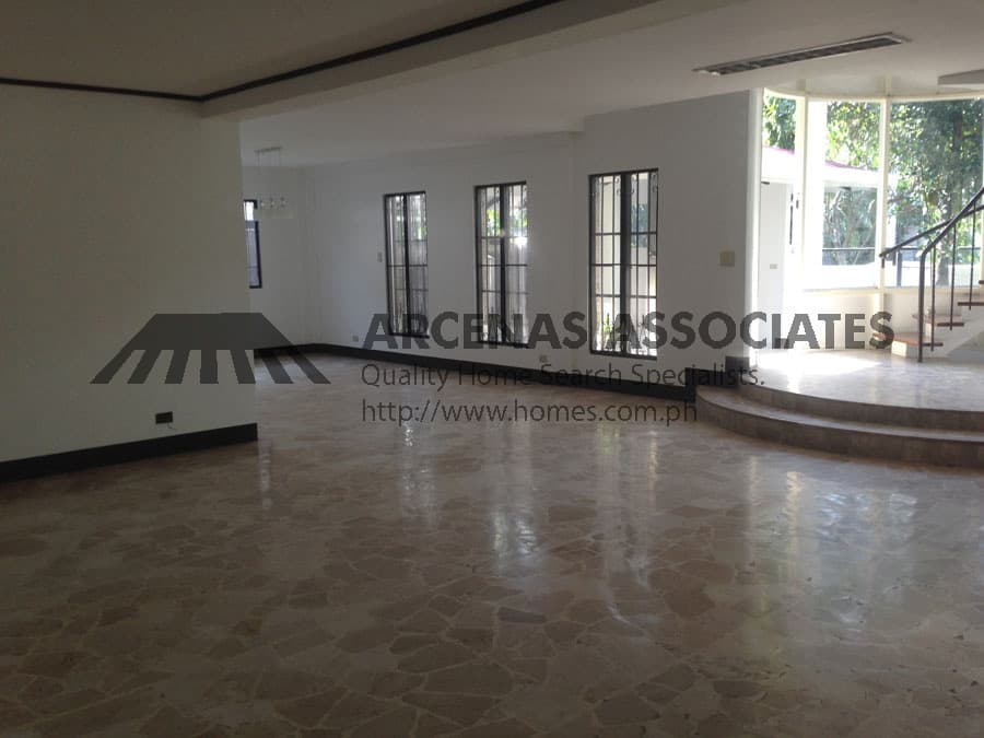 Neo-classical 4 bedroom - photo 2