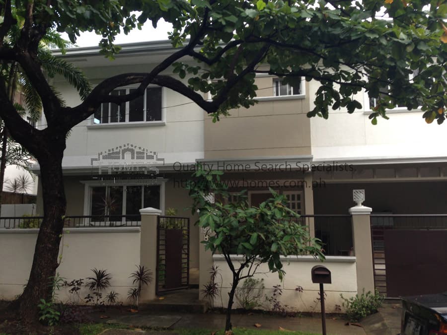 Desirable and Homey 4 bedroom - Dasmarinas Village, Makati - photo 1