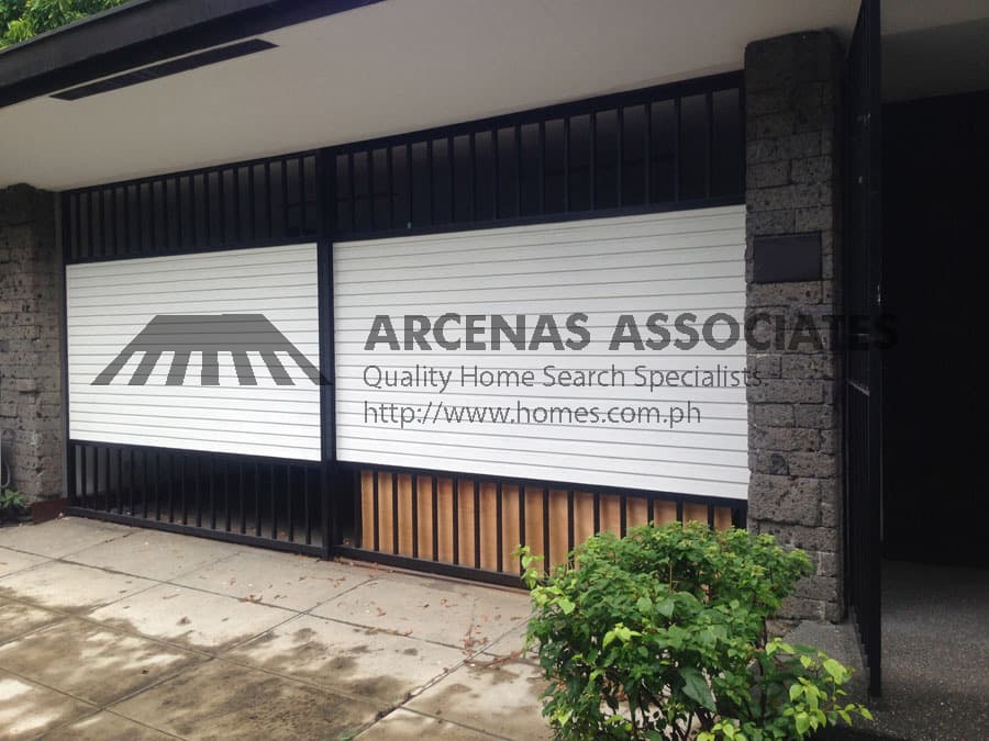 Roomy 4 bedroom bungalow with pool - Dasmarinas Village, Makati - photo 1