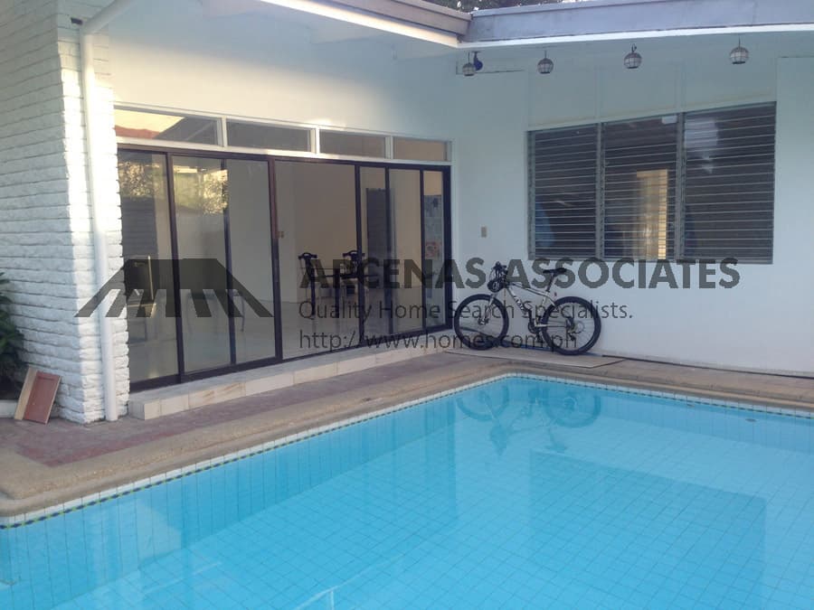 Retrograde 3 bedroom with pool - photo 5