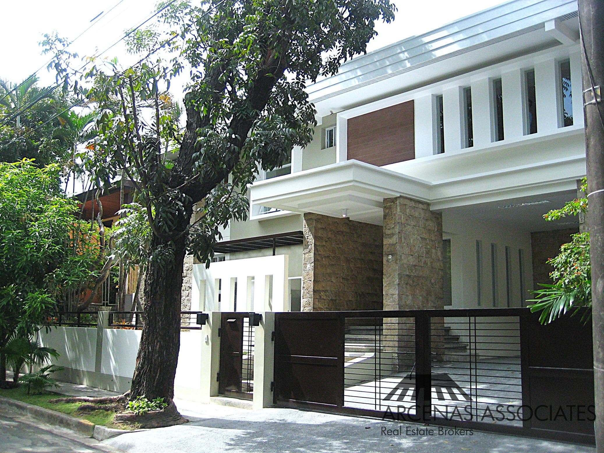 Modern Tropical House - Dasmarinas Village, Makati - photo 1