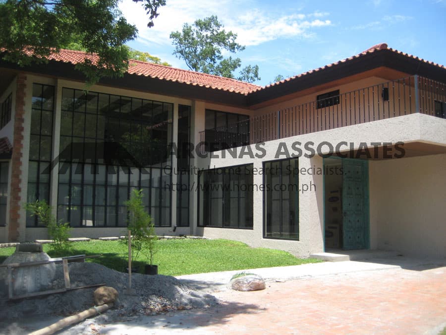 Eclectic Modern 4 Bedroom - Ayala Alabang, Muntinlupa - photo 1