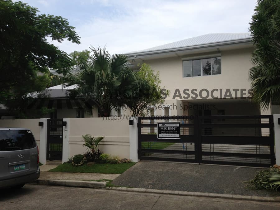 Modern and bright 4 bedroom - Ayala Alabang, Muntinlupa - photo 1