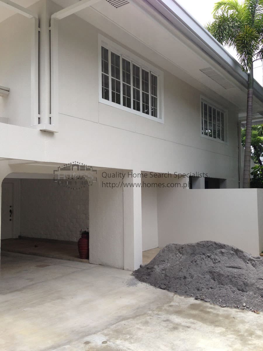 High-ceilinged 4 bedroom - photo 2