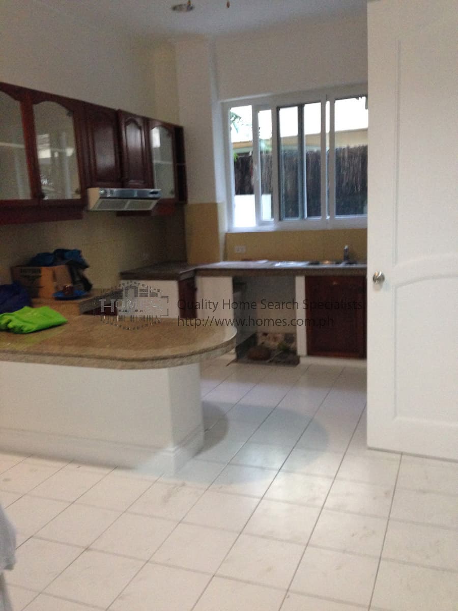 Renovated standard 4 bedroom - photo 4