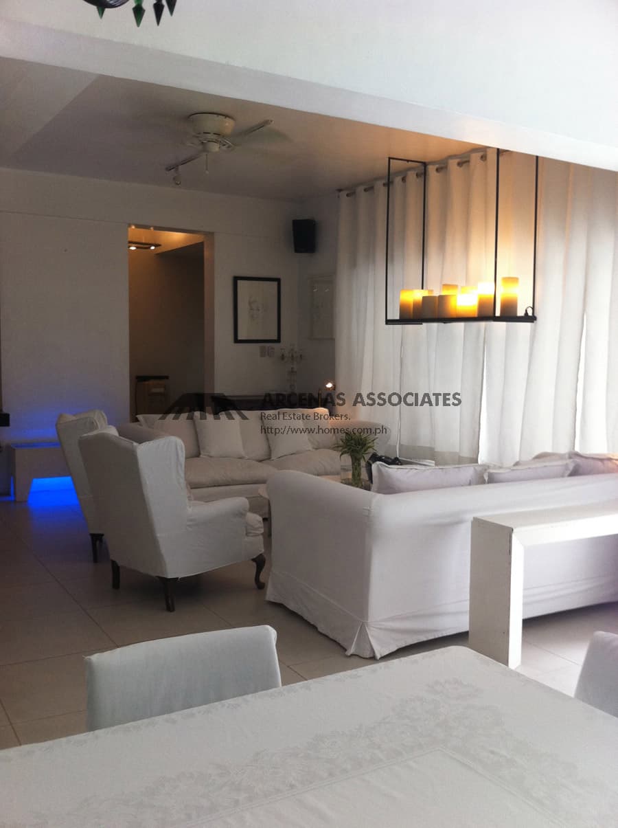 Elegantly furnished Kasiyahan Townhome - photo 2
