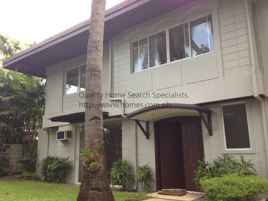 Upgraded 2 storey with playroom - Dasmarinas Village, Makati - photo 1