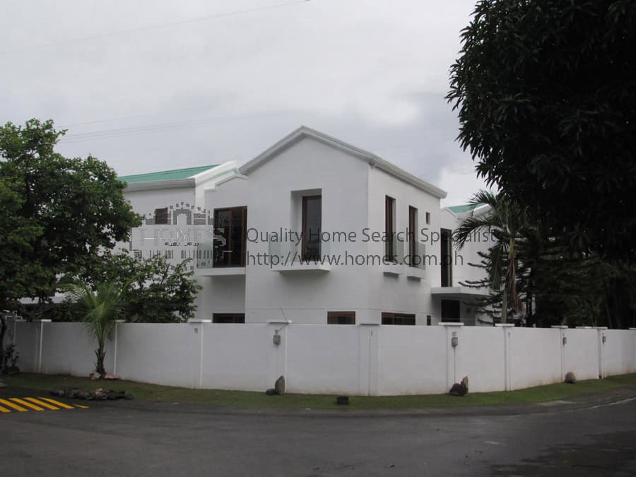 Beautiful Modern 5 Bedroom - Ayala Alabang, Makati - photo 1