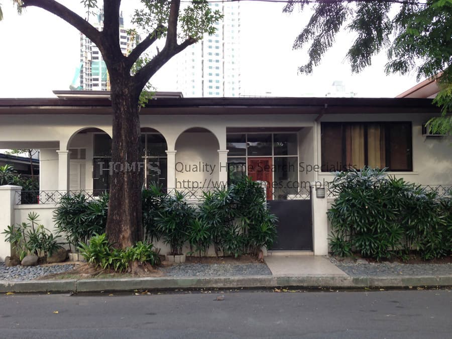 Clean Renovated 6 Bedroom - San Lorenzo, Makati - photo 1