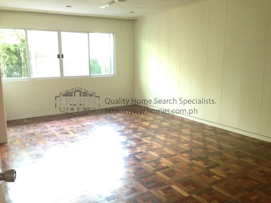 Homey bungalow - photo 4