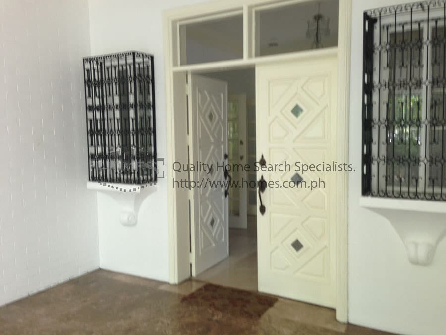 Plant filled Classical 2 storey - photo 2