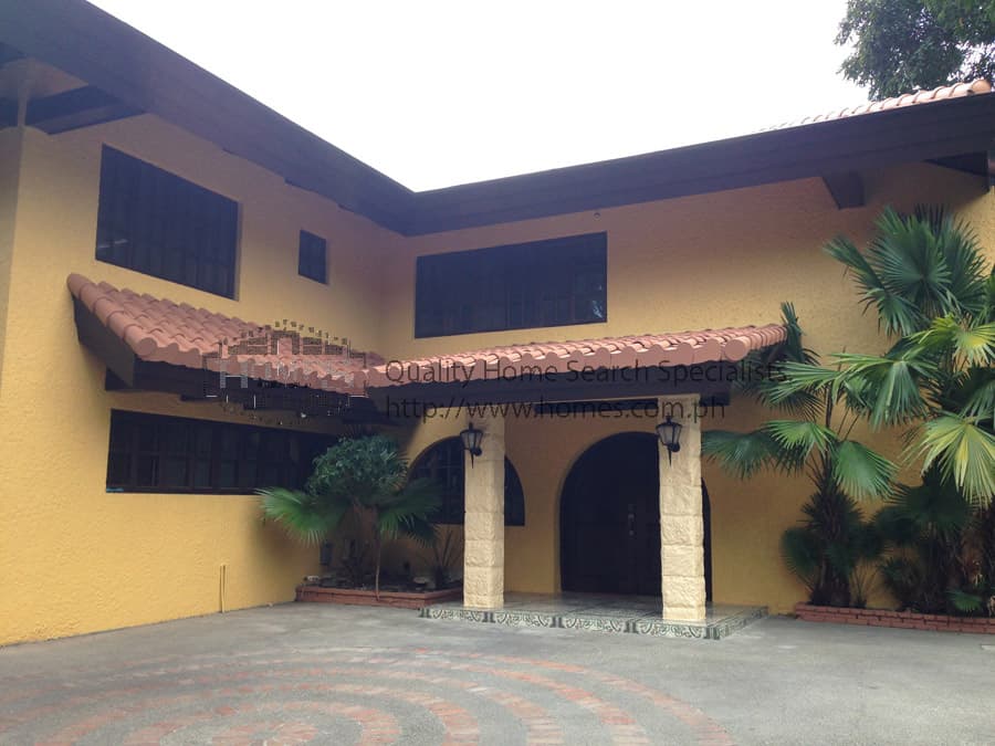 Eclectic colonial inspired 2-storey - photo 4