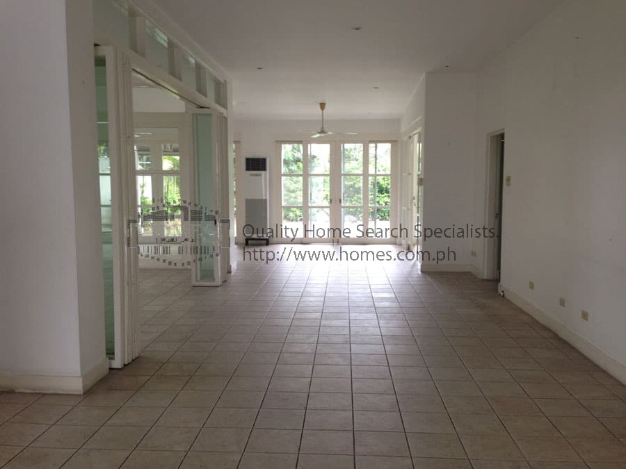 Refurbished 2 storey - photo 3