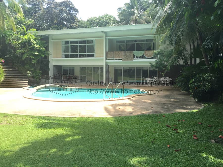 Sprawling modern multi-level - Forbes Park, Makati - photo 1