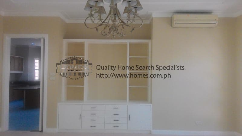 Classic and French Inspired 2-storey - photo 4
