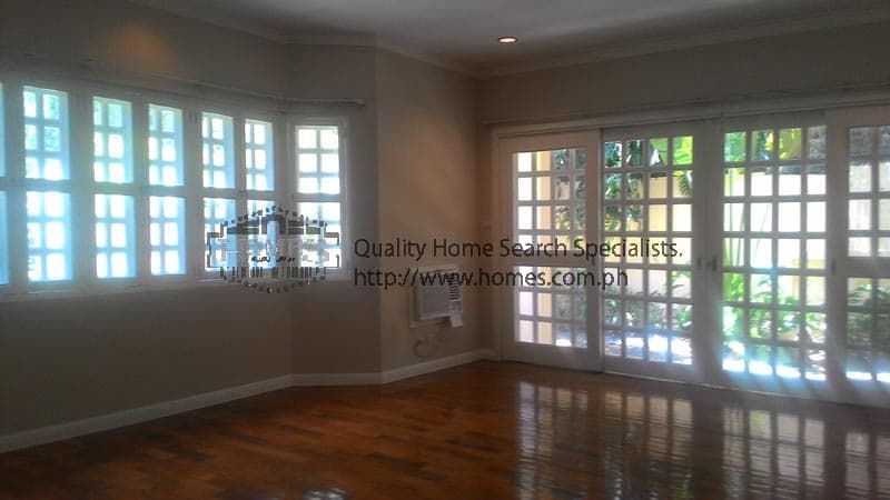Classic and French Inspired 2-storey - photo 3