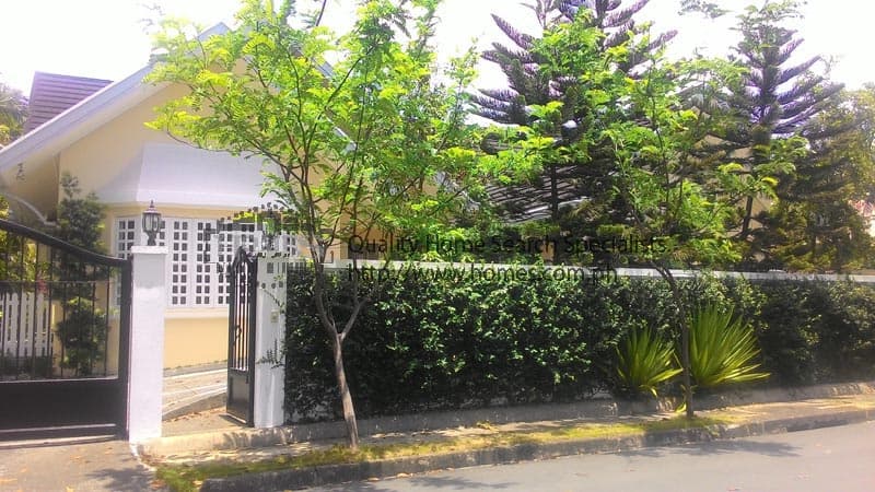 Classic and French Inspired 2-storey - Urdaneta Village, Makati - photo 1