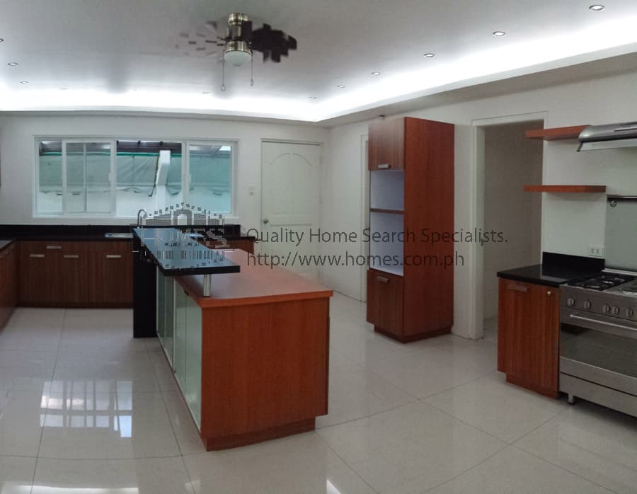 Fresh and Renovated 2-storey - photo 4