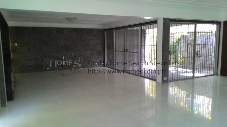 Park located 2-storey - photo 4