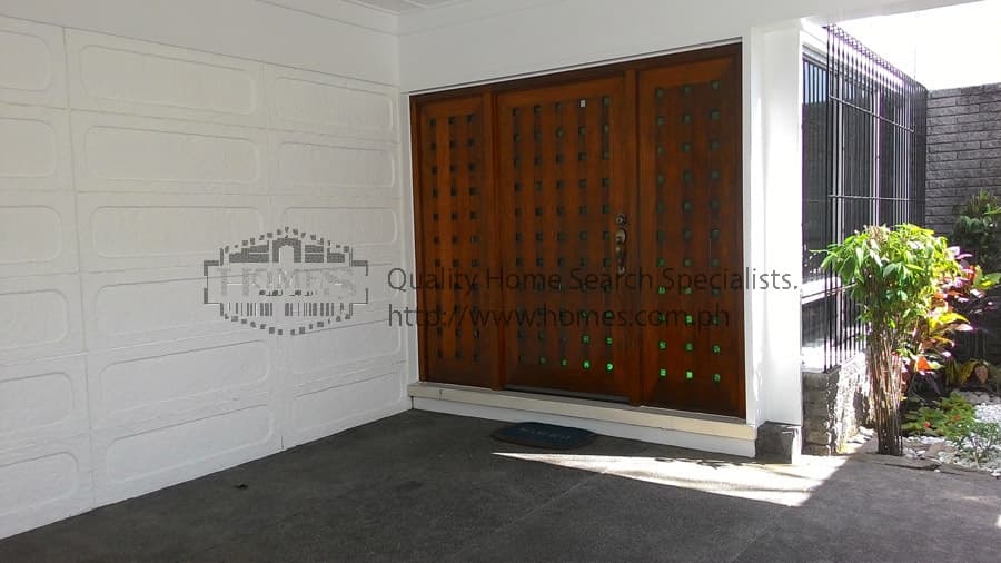 Park located 2-storey - photo 2