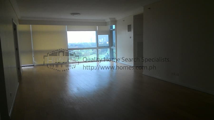 Lovely 3 bedroom at Pacific Plaza Tower - photo 2