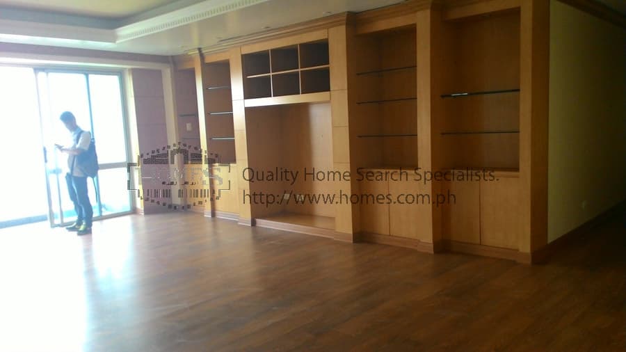 Simple but Elegant 3 bedroom at Regent Parkway - photo 2