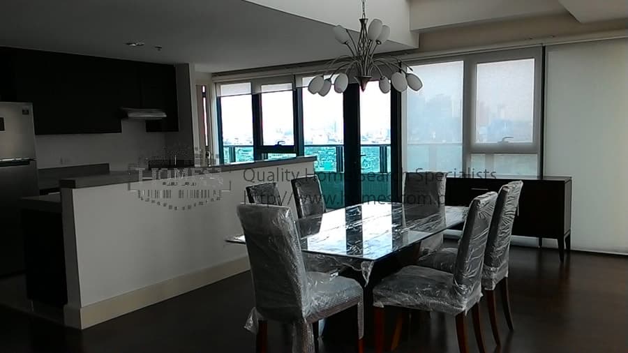 Fully furnished 3-bedroom at Edades Towers - Rockwell Center, Makati - photo 1