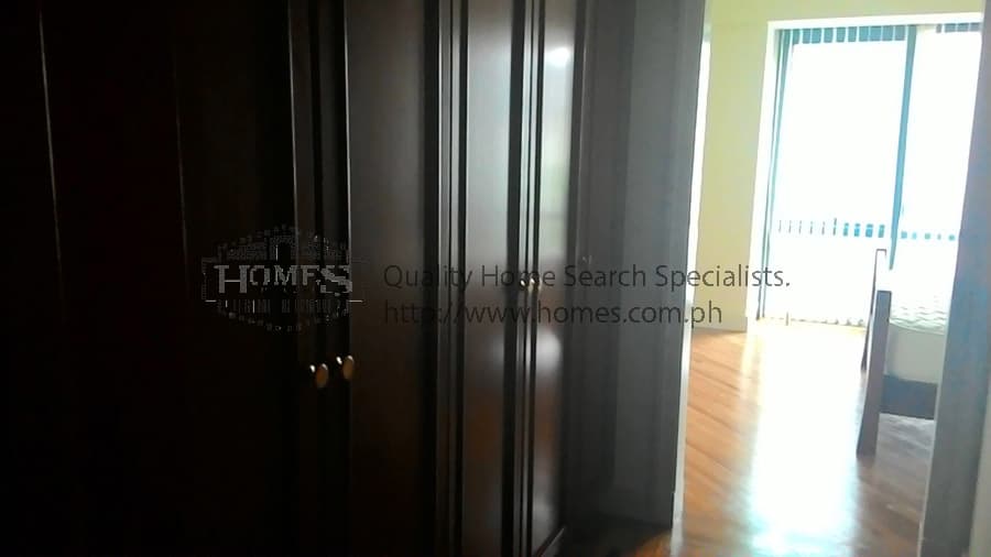 Cozy 3-bedroom at Luna Tower - photo 3