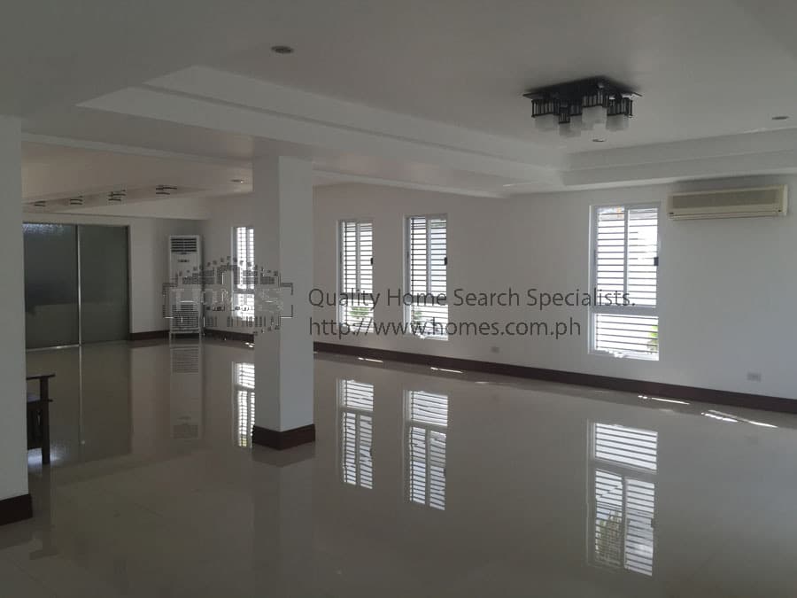 Pristine and homey 2-storey - photo 5