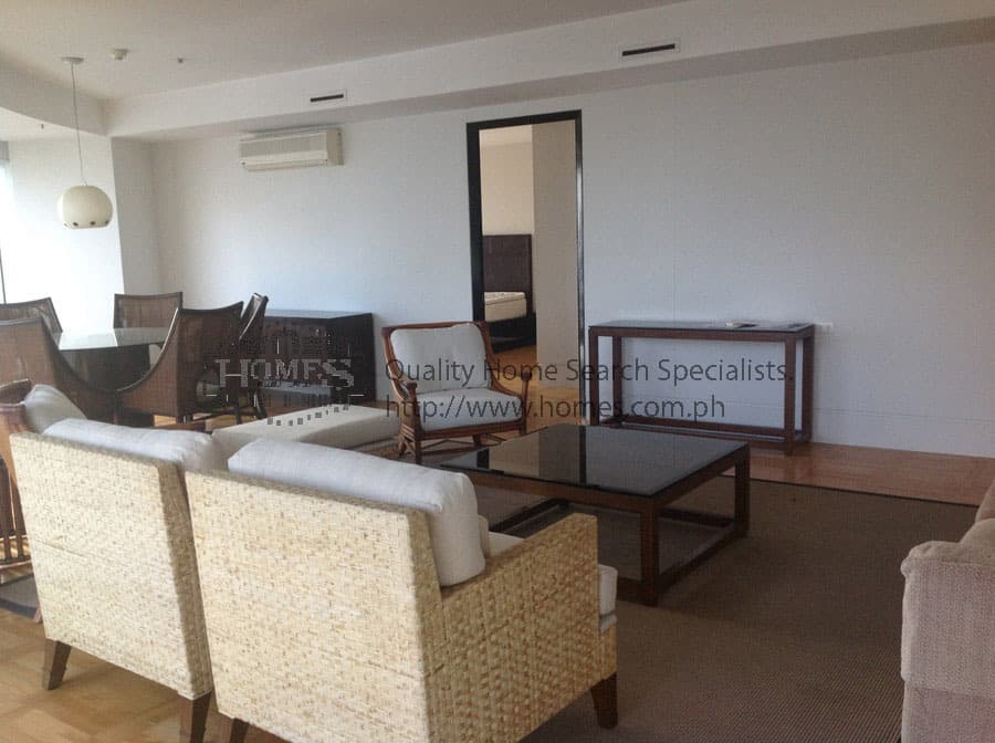 Furnished 3-bedroom at One Mckinley - photo 2
