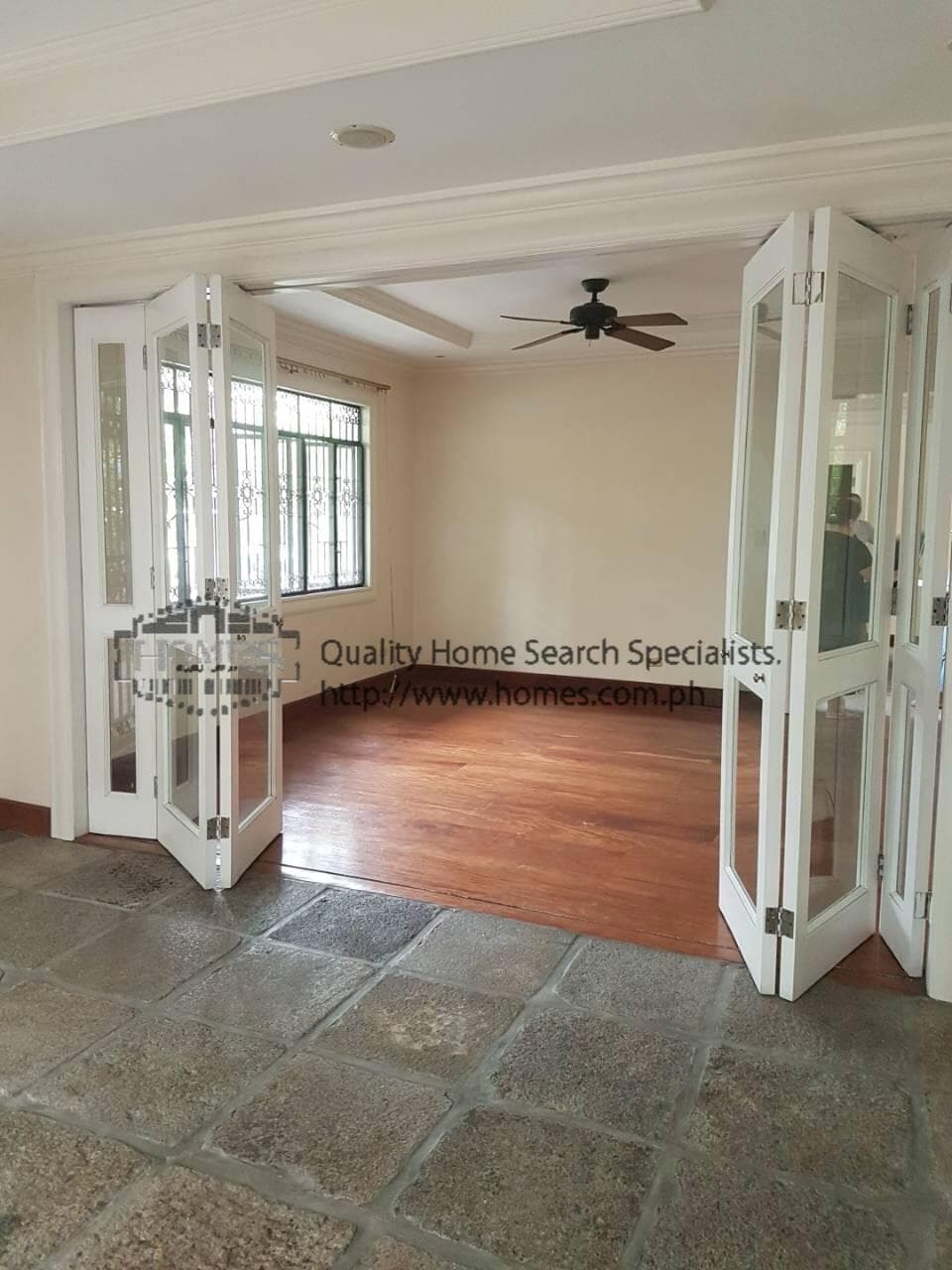 2-storey corner house - photo 3