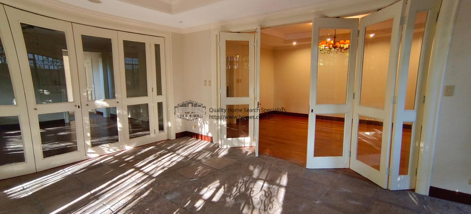 2-storey corner house - photo 5