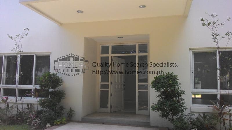 Bright 2-storey - photo 2